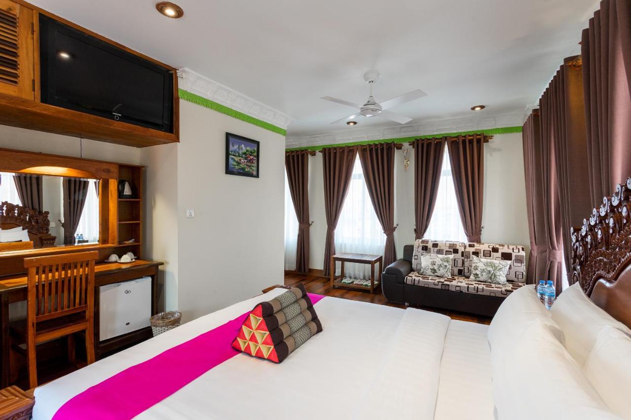 Okay Palace Hotel Phnom Penh Exterior foto